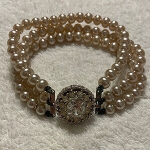 Vintage Sarah Coventry SAC Elegant Faux Pearl Bracelet with Crystal Clasp